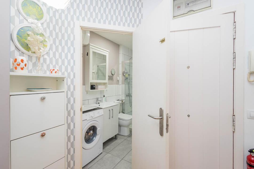 Lujan Suite Playa Las Canteras Лас-Пальмас-де-Гран-Канарія Екстер'єр фото