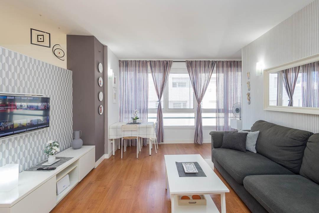 Lujan Suite Playa Las Canteras Лас-Пальмас-де-Гран-Канарія Екстер'єр фото